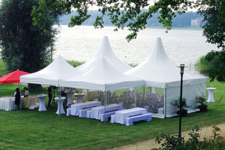 Hochzeit am Strand des Plauer Sees